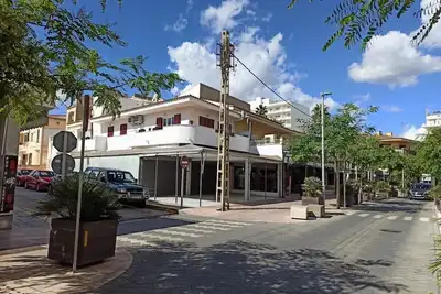 Image de Appartement moderne de 3 pièces au centre. À seulement 50 mètres de la plage!