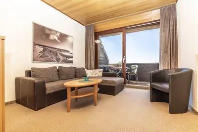 Image de Appartement familial avec balcon et vue sur la mer