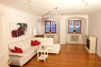 Image de Bodensee-Romantik à 300m du lac avec lit à baldaquin + WiFi, central au château + château