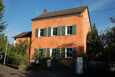 Image de Petite villa dans Pfuhl - spacieuse maison d'hôtes dans le village viticole de Unkel et vacances