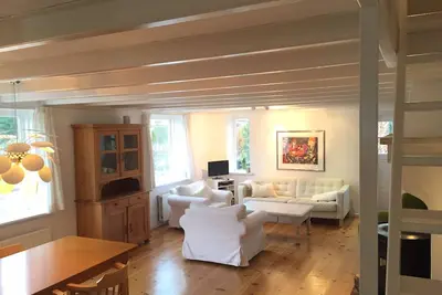 Image de House for 5 persons, old farmhouse with luxe bathroom, 3 sleeping rooms