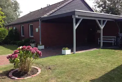 Maison de vacances confortable avec un équipement de pointe à proximité immédiate de la plage et des digues