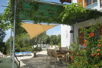 Image de Maison individuelle neuve avec une vue panoramique imprenable sur le village et la mer