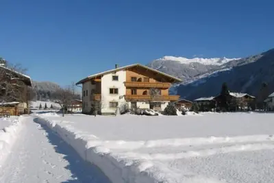 Image de appartements confortables et spacieux avec vue sur les montagnes Zillertal