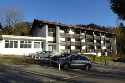 Image de Appartement 2-3 personnes à Oberstdorf - Tiefenbach piscine, sauna, WiFi, balcon.