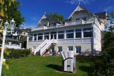 Image de Appartement avec vue imprenable sur mer directement au-dessus de la promenade de la plage