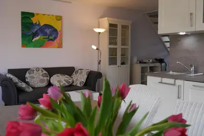 Image de Bungalow de bien-ĂŞtre exclusif, WiFi gratuit, cabine infrarouge et poĂŞle inc.