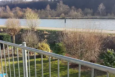 Image de Maisonette apartment \"Belle-Saar\" : Vacation right on the river!