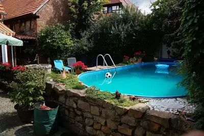 Image de Nouveau depuis janvier 2015: Appartement avec cour ensoleillée, jardin et piscine