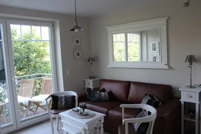 Image de Appartement entièrement équipé, 2 chambres. 56 m2, jouets pour enfants, charrette à bras