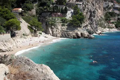 Image de Villa en bord de mer, 50 métres de la plage, 3 km de Monaco