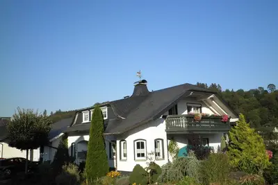 Image de ☀️☀️☀️ appartement confortable avec une pièce supplémentaire à développer