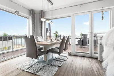 Image de Appartement spacieux avec une vue imprenable sur Schlei, le port et la mer Baltique