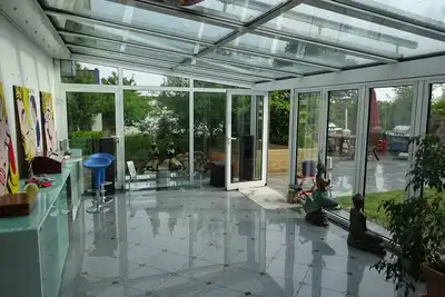 Image de Élégant bungalow à la périphérie de Lübeck avec sauna Whirlpool près de la mer Baltique