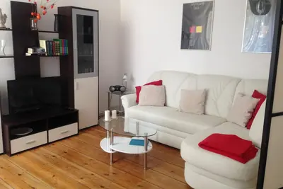 Image de Spacieux, appartement moderne, emplacement central mais calme superbe.
