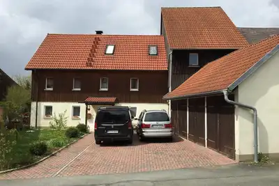 Image de A Bayreuth à seulement 9 km! ! Quiet Wfl. 220 m2, jardin, parking gratuit, wifi gratuit