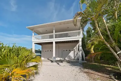 Image de Maison de plage spacieuse avec vue magnifique sur le Golfe