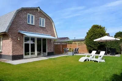 Image de Appartement confortable à côté des dunes, de la plage et de la mer! VÉLOS Gratuits