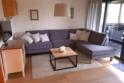 Image de Maison en rondins avec grand jardin - WiFi inclus - Ă seulement 5 minutes de la plage