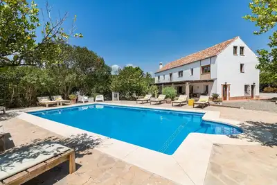 Image de Finca près de Pizarra, près de Malaga et de la mer, piscine, WiFi, toutes les chambres ont leur propre salle de bain