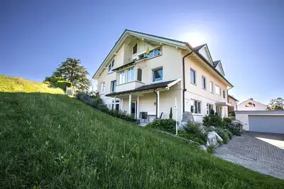 Image de Appartement 75 m² rénové dans un endroit calme avec grande terrasse, meublé Nouveau +