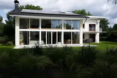Image de Maison au bord du lac, 260 m², 4 chambres, lacs du Mecklembourg