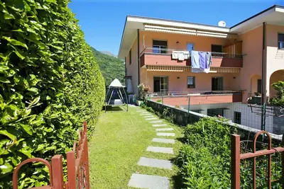 Image de Appartement de 3½ pièces avec balcon et jardin dans un emplacement central et ensoleillé