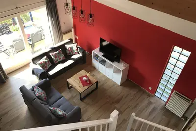 Image de Maison de vacances spacieuse rénovée près de la plage à Landal Park