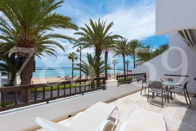 Image de Appartement Ă droite sur la plage. emplacement unique dans le sud de Tenerife