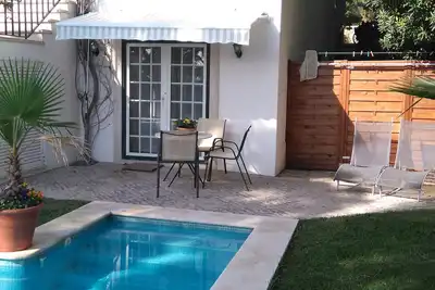 Image de Appartement m. U commun. Vue sur la mer, Ă 500m de la plage de Sesimbra pour max. 4 personnes