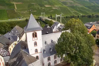 Image de Doss - Eglise à la Moselle bâtiment de 350 ans, groupe / Centre de séminaires