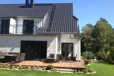 Image de Maison de rêve, élégante, luxueuse, en forêt, juste derrière la plage, sauna et cheminée