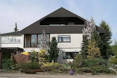 Image de Grand appartement confortable dans une banlieue calme.