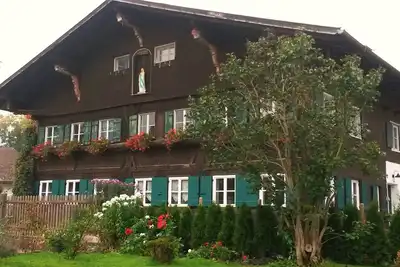 Image de Appartement exclusif modernisé avec amour dans une ferme historique