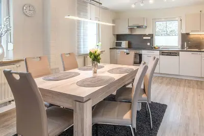 Image de Appartement meublé moderne dans le coeur vert de la Basse-Franconie