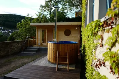 Image de École primaire historique, 4-20 personnes, sauna, bain à remous, billard, 2 kickers, 2 cheminées