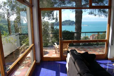 Image de beau apt (180m2), vue imprenable sur la baie de Sestri Levante