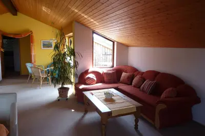 Image de Maison sur le parcours de golf - bel appartement au dernier étage 3 pièces et climat confortable