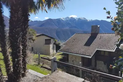 Image de Belle maison de vacances méditerranéenne. Idéal pour les familles, les athlètes, etc. amoureux de la nature