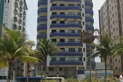 Image de Fit 2 Dorms, Excellent Emplacement, Front P / Plage, Wi-Fi, Garage, Complet! !