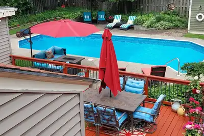 Image de Maison d'hôtes privée avec garage, piscine, terrasse et bain à remous à Fayetteville / Syracuse