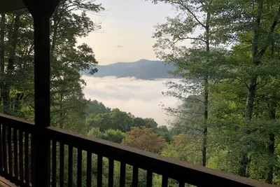 Image de Great Smoky Mountain Getaway dans les cieux