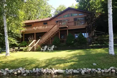 Image de Le Hydeaway Ă Sunrise Lake - grande maison de vacances en famille au bord du lac, 13 personnes