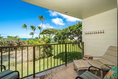 Image de Haleiwa Beachfront Condo. Perfect Peaceful Paradise!