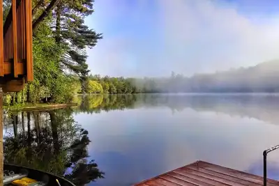Image de Maison de lac spacieuse et mise à jour près du domaine skiable d'Okemo