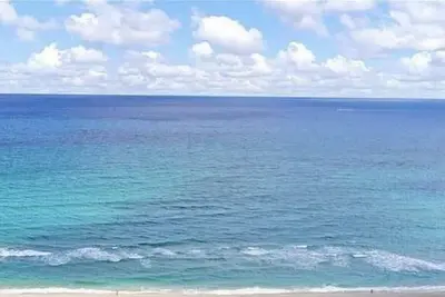 Image de Plaisirs Ă Pompano Beach. Profitez du soleil sur la plage et du temps chaud!