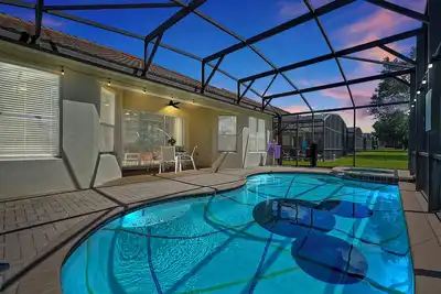 Image de Piscine orientée sud (soleil toute la journée) - Aucun voisin arrière - Rénové en 2019 - Nouveau propriétaire