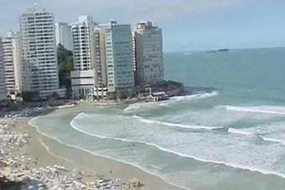 Image de Wonder au port de la mer! Commodité pour un maximum de 12 personnes (Pitangueiras) Guarujá
