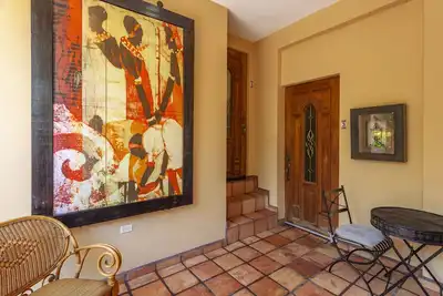 Maintenant 75 $ / nuit - Wifi gratuit, Studio climatisé, 1 à 3 personnes