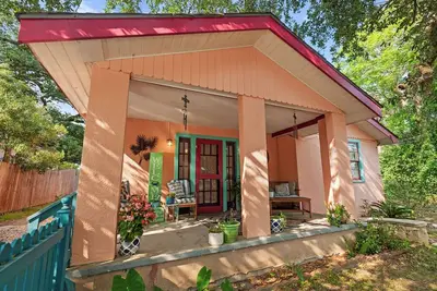 Spacieuse 3 Br Beach House, seulement 1 1/2 blocs de la plage!